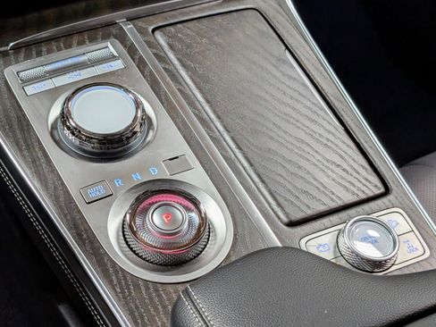 Used 2024 Genesis GV80 3.5T image 28