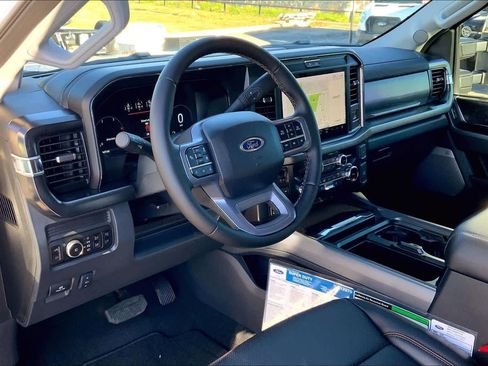 Used 2026 Ford F250 Lariat w/ Tremor Off-Road Package image 15