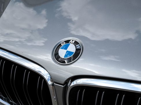 Used 2017 BMW X5 M image 53