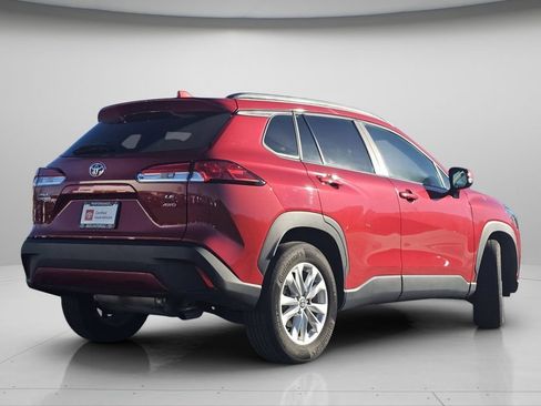 Used 2023 Toyota Corolla Cross LE w/ Moonroof Package image 24