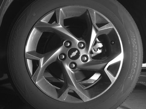Used 2025 Chevrolet Trax LT FWD image 14