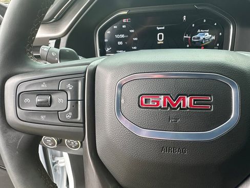 Used 2025 GMC Sierra 1500 AT4 w/ AT4 Premium Package image 26