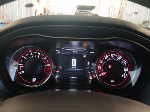 Used 2023 Dodge Challenger SXT RWD image 13