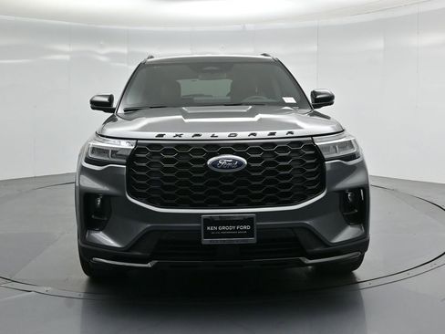 New 2026 Ford Explorer ST-Line RWD image 23