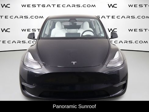 Used 2023 Tesla Model Y Performance AWD/4WD image 2