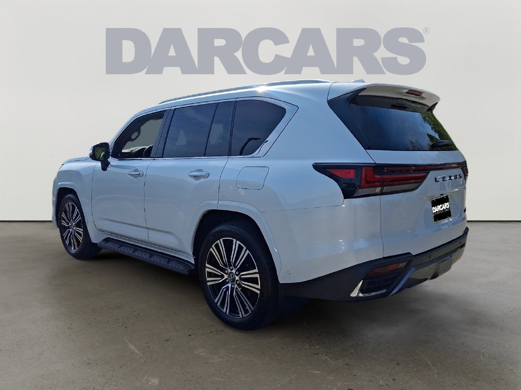 Used 2026 Lexus LX 700h Luxury AWD/4WD image 4