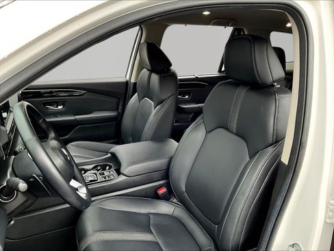 Used 2025 Honda Pilot EX-L image 21