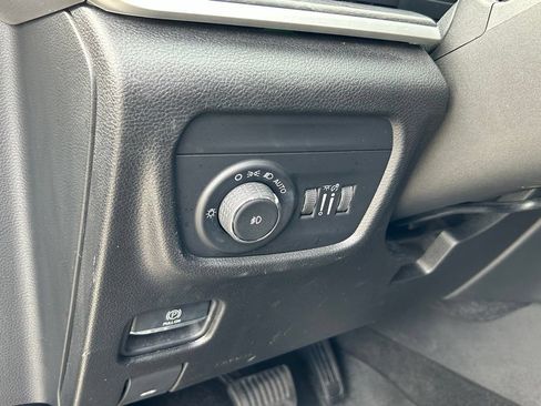 Certified 2021 Jeep Grand Cherokee L Limited AWD/4WD image 19