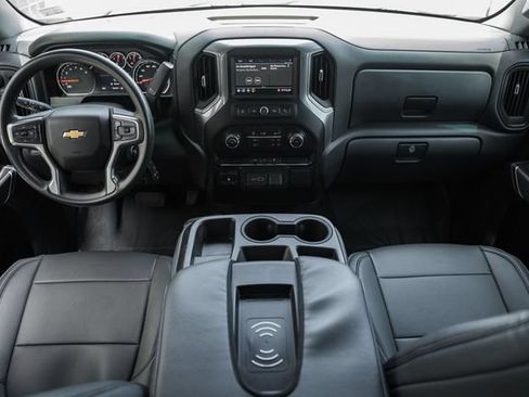 Used 2021 Chevrolet Silverado 1500 Custom w/ Custom Max Trailering Package AWD/4WD image 29