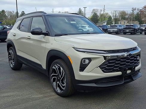 New 2026 Chevrolet TrailBlazer RS w/ Convenience Package FWD image 5