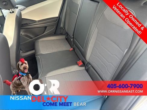 Used 2025 Volkswagen Taos SE AWD/4WD image 11