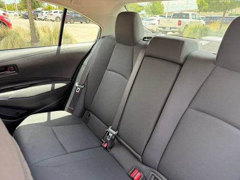 Used 2024 Toyota Corolla LE FWD image 30