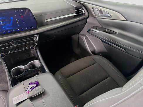 Used 2024 Chevrolet Traverse LS w/ Midnight/Sport Edition FWD image 28