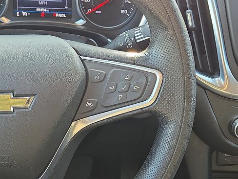Used 2022 Chevrolet Equinox LT FWD image 20