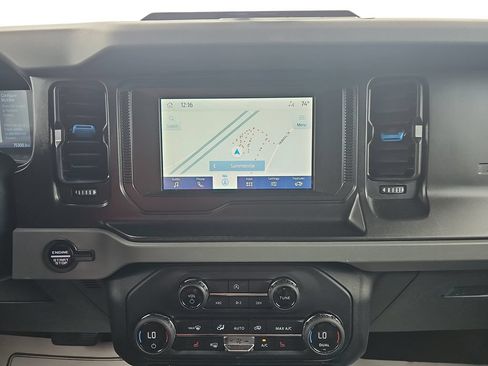 Used 2021 Ford Bronco Black Diamond AWD/4WD image 22