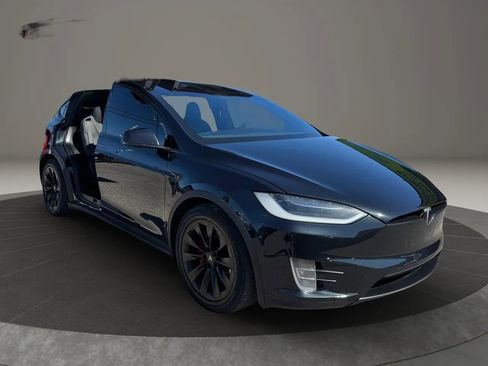 Used 2017 Tesla Model X 100D AWD/4WD image 10