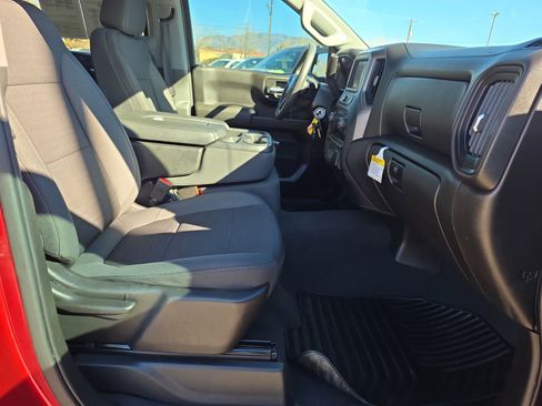 Used 2022 Chevrolet Silverado 1500 Custom Trail Boss w/ Safety Confidence Package image 29