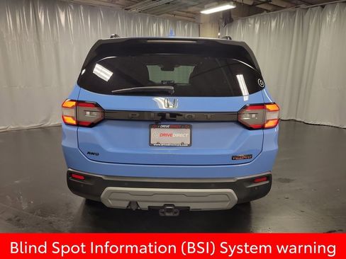 Used 2024 Honda Pilot TrailSport image 7