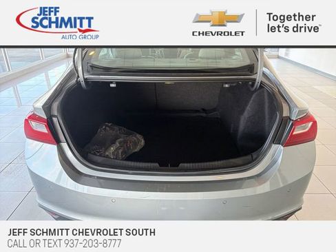 Used 2024 Chevrolet Malibu LT image 15