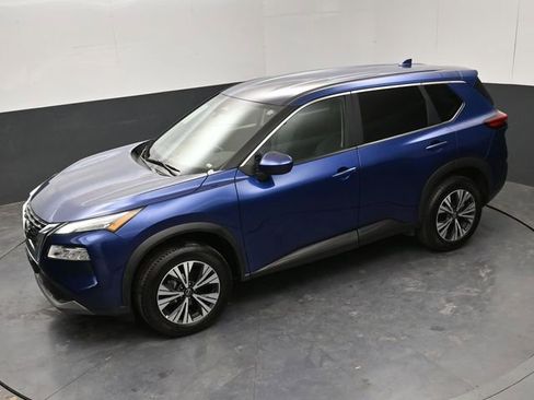 Used 2023 Nissan Rogue SV image 24