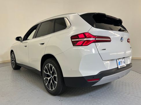 Used 2026 BMW X3 xDrive30 w/ Convenience Package image 3