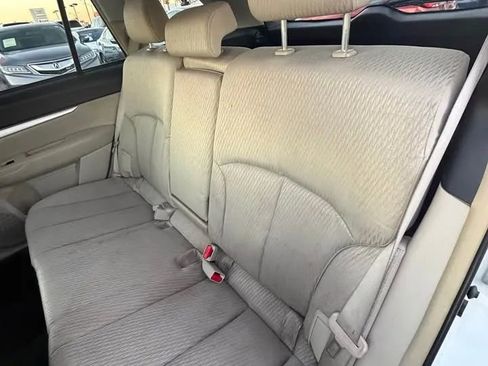Used 2012 Subaru Outback 2.5i Premium image 7