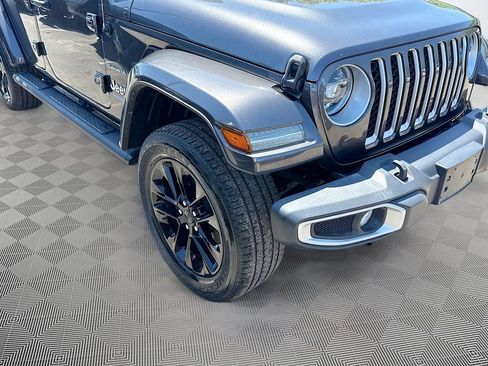 Used 2021 Jeep Wrangler Unlimited Sahara w/ Cold Weather Group AWD/4WD image 5
