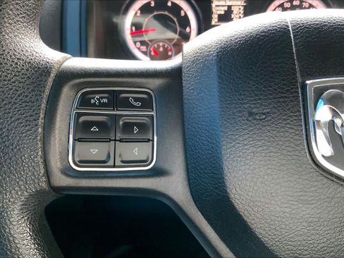 Used 2019 RAM 1500 Classic SLT AWD/4WD image 24