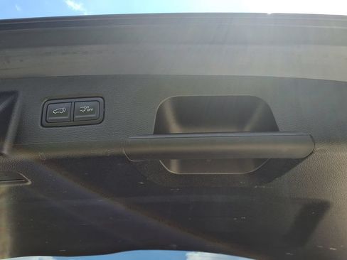 Used 2025 Kia Telluride S FWD image 15