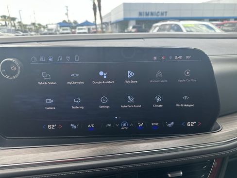 Used 2025 Chevrolet Tahoe LT w/ Comfort Package RWD image 25