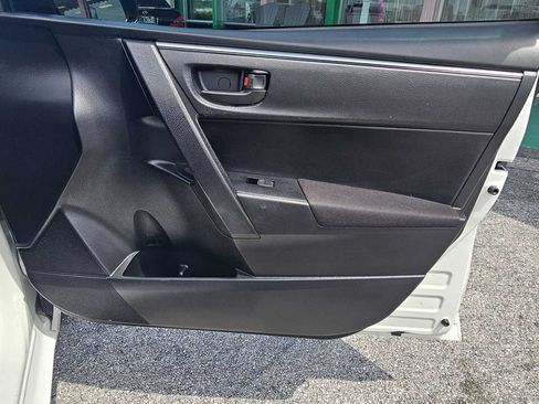 Used 2016 Toyota Corolla L FWD image 23