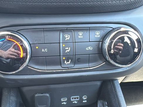 Certified 2023 Chevrolet TrailBlazer LS FWD image 16
