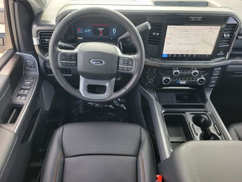 New 2026 Ford F250 Lariat w/ FX4 Off-Road Package image 9