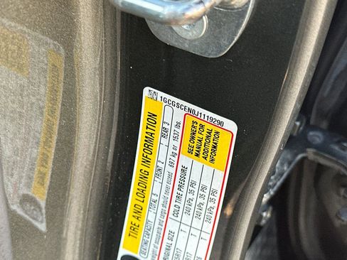 Used 2018 Chevrolet Colorado LT image 33