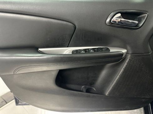 Used 2017 Dodge Journey SXT w/ Premium Group FWD image 16