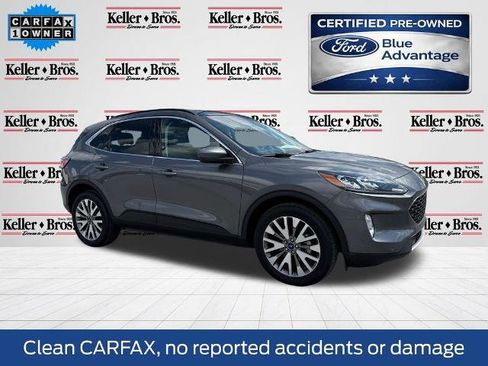 Certified 2022 Ford Escape Titanium w/ Class II Trailer Tow Package image 1