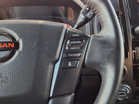 Used 2021 Nissan Titan PRO-4X w/ Pro-4x Convenience Package AWD/4WD image 25
