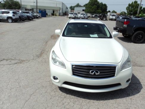 Used 2013 INFINITI M37 x w/ Premium Pkg image 2