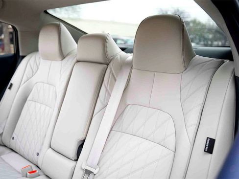 New 2026 Nissan Sentra SL image 18