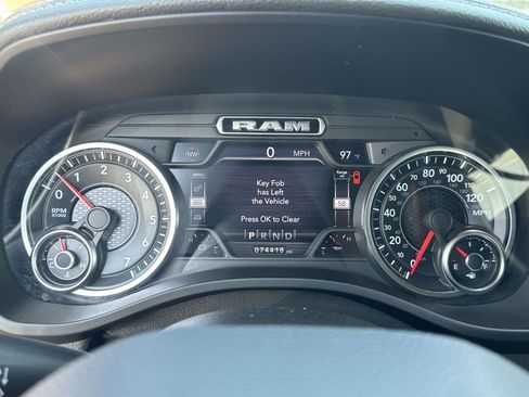 Used 2021 RAM 1500 Laramie w/ Sport Appearance Package AWD/4WD image 18