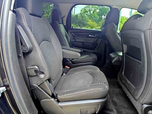 Used 2016 GMC Acadia SLE AWD/4WD image 29