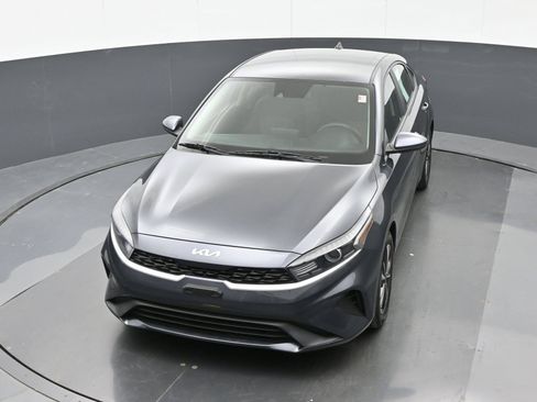 Used 2022 Kia Forte LXS FWD image 35