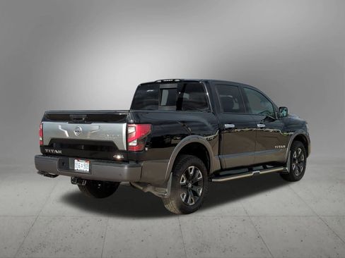Used 2021 Nissan Titan Platinum Reserve w/ Moonroof Package image 6