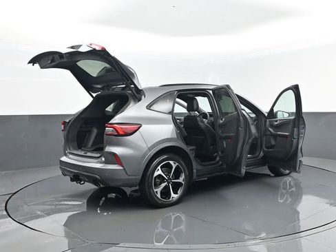 Used 2023 Ford Escape ST-Line Select w/ Tech Pack #2 image 31