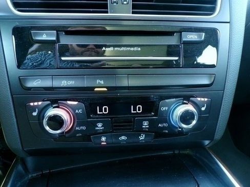 Used 2015 Audi Q5 2.0T Premium Plus w/ Technology Package image 24