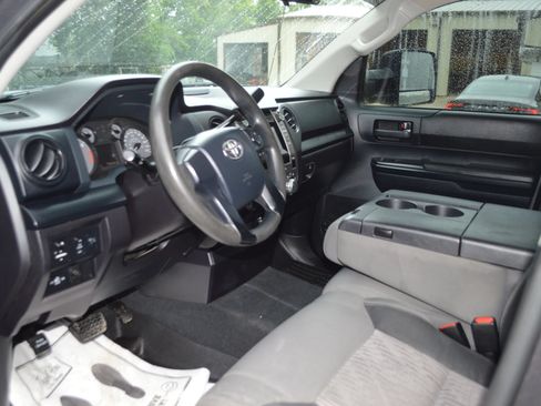 Used 2014 Toyota Tundra SR AWD/4WD image 15