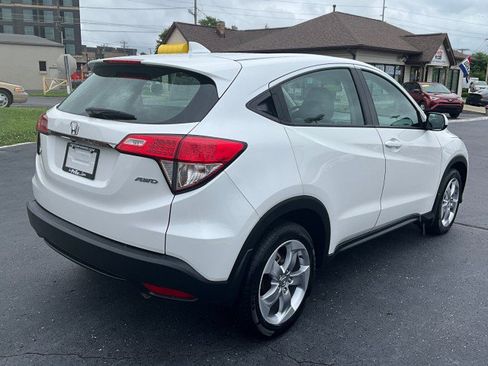 Used 2021 Honda HR-V LX image 7