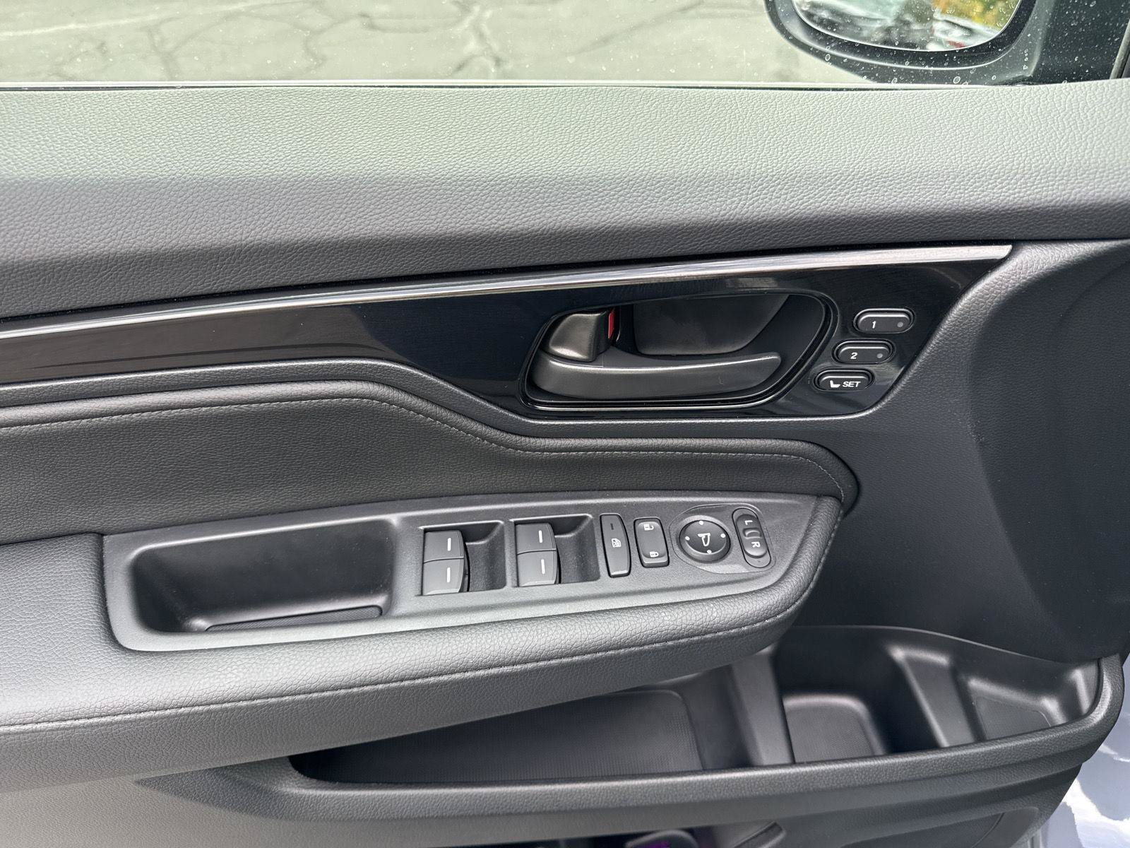 Certified 2026 Honda Odyssey Touring image 12