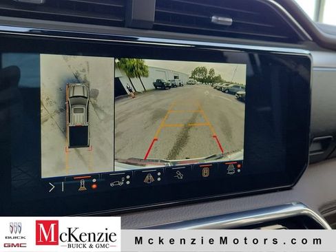 Used 2025 GMC Sierra 1500 Denali w/ Denali Reserve Package AWD/4WD image 16