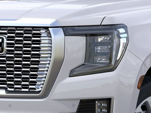 New 2024 GMC Yukon Denali w/ Advanced Technology Package AWD/4WD image 10